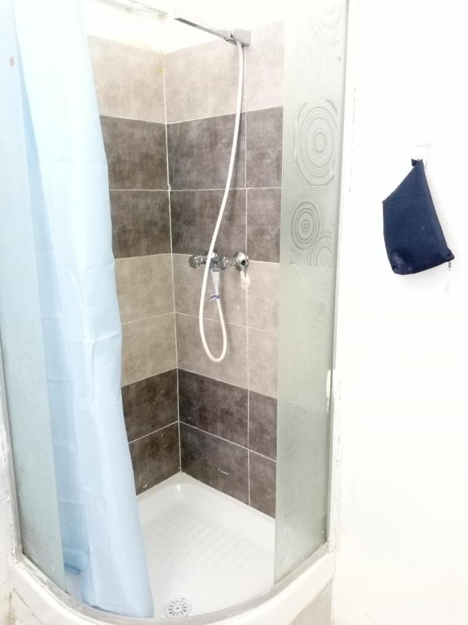 Studio Situe En Plein Centre Ville Туніс Екстер'єр фото