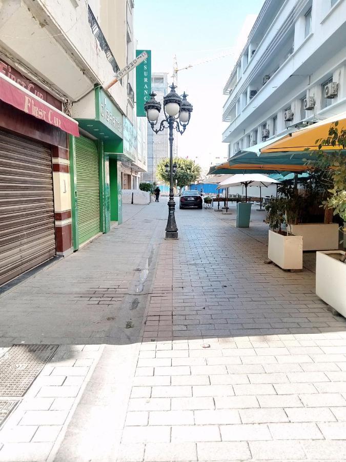 Studio Situe En Plein Centre Ville Туніс Екстер'єр фото